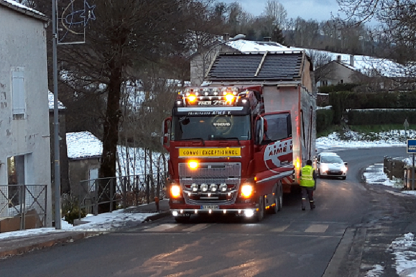 Dernier module arrivant à Biot