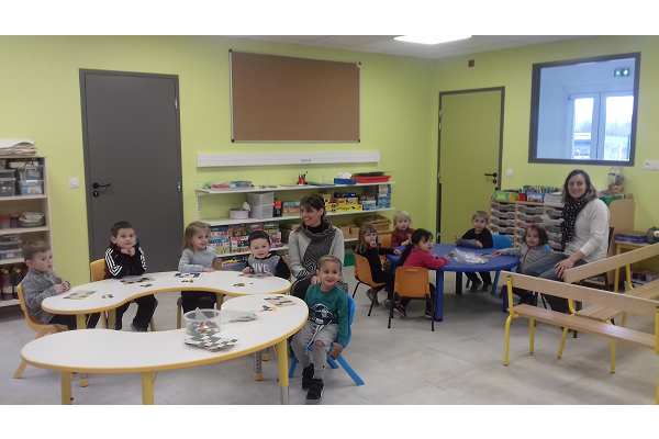 Espace réservé aux "petitous"